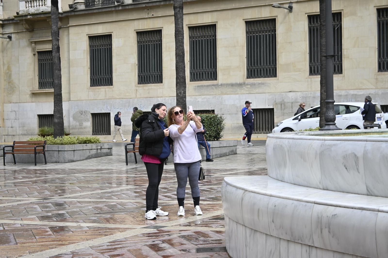 Imágenes de ambiente del martes 4 de marzo en Huelva