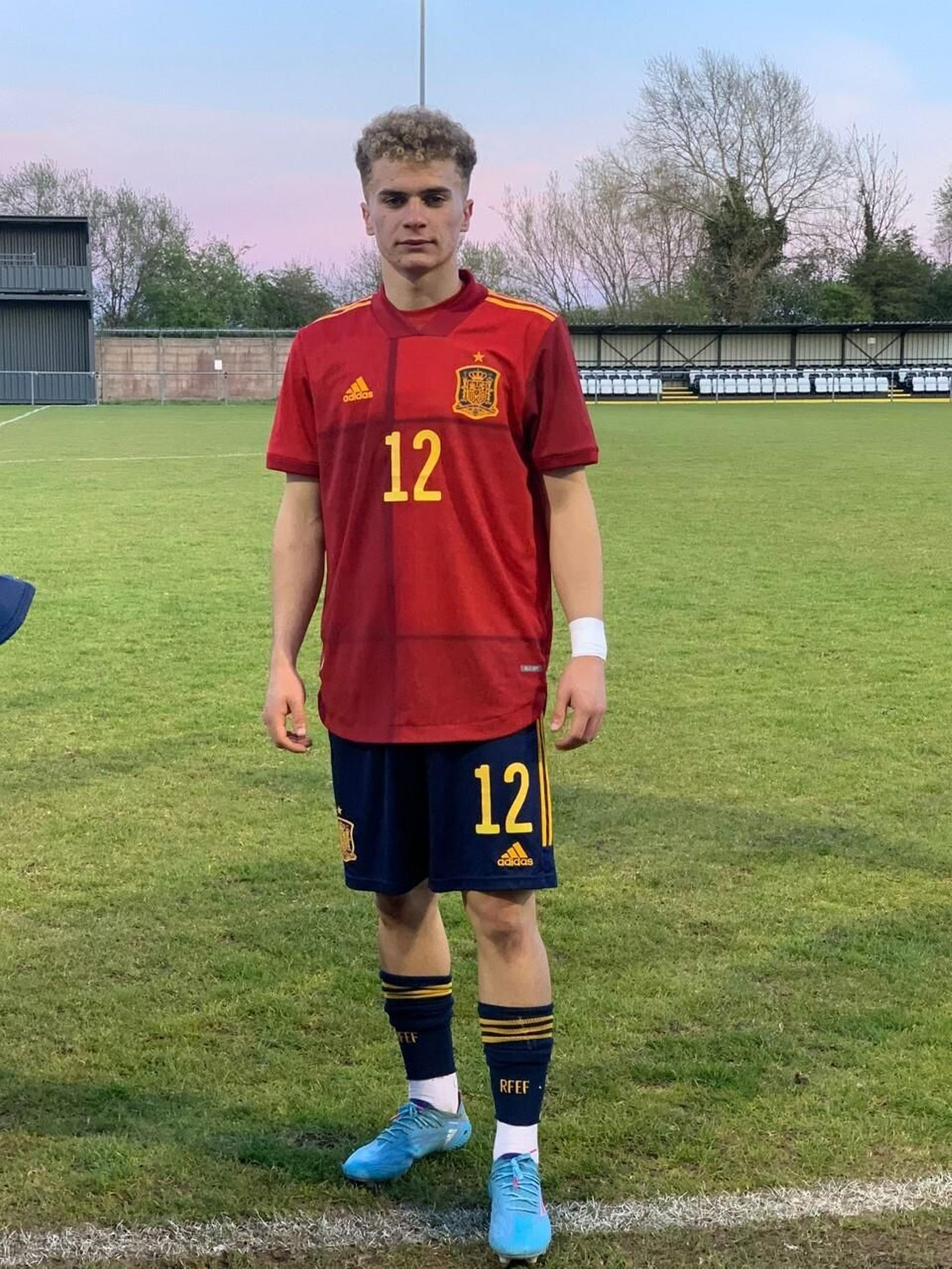 El jerezano Hugo Lozano lució el dorsal 12.