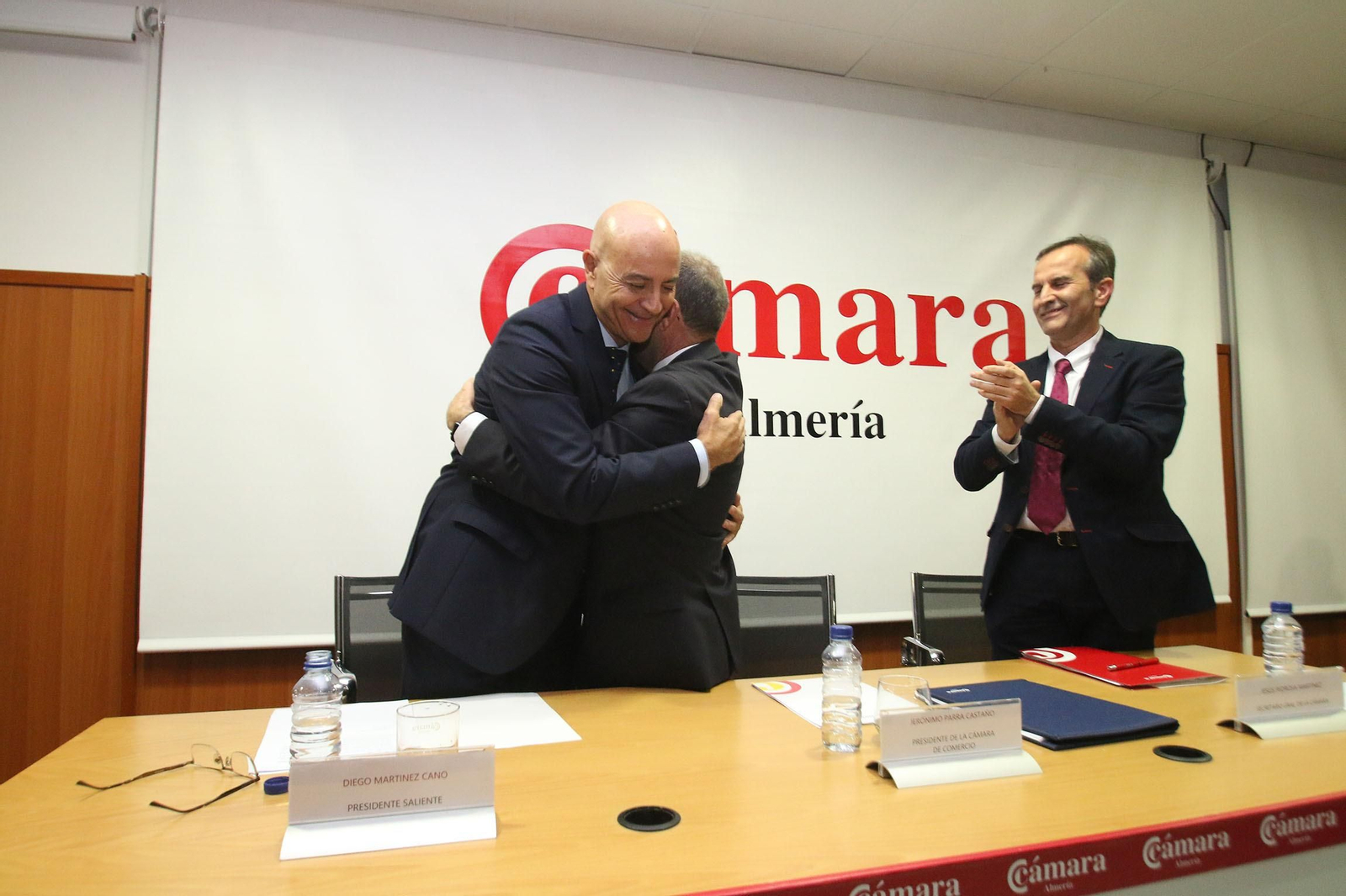 Fotogalería de la toma de posesión de Jerónimo Pérez como presidente de la Cámara de Comercio