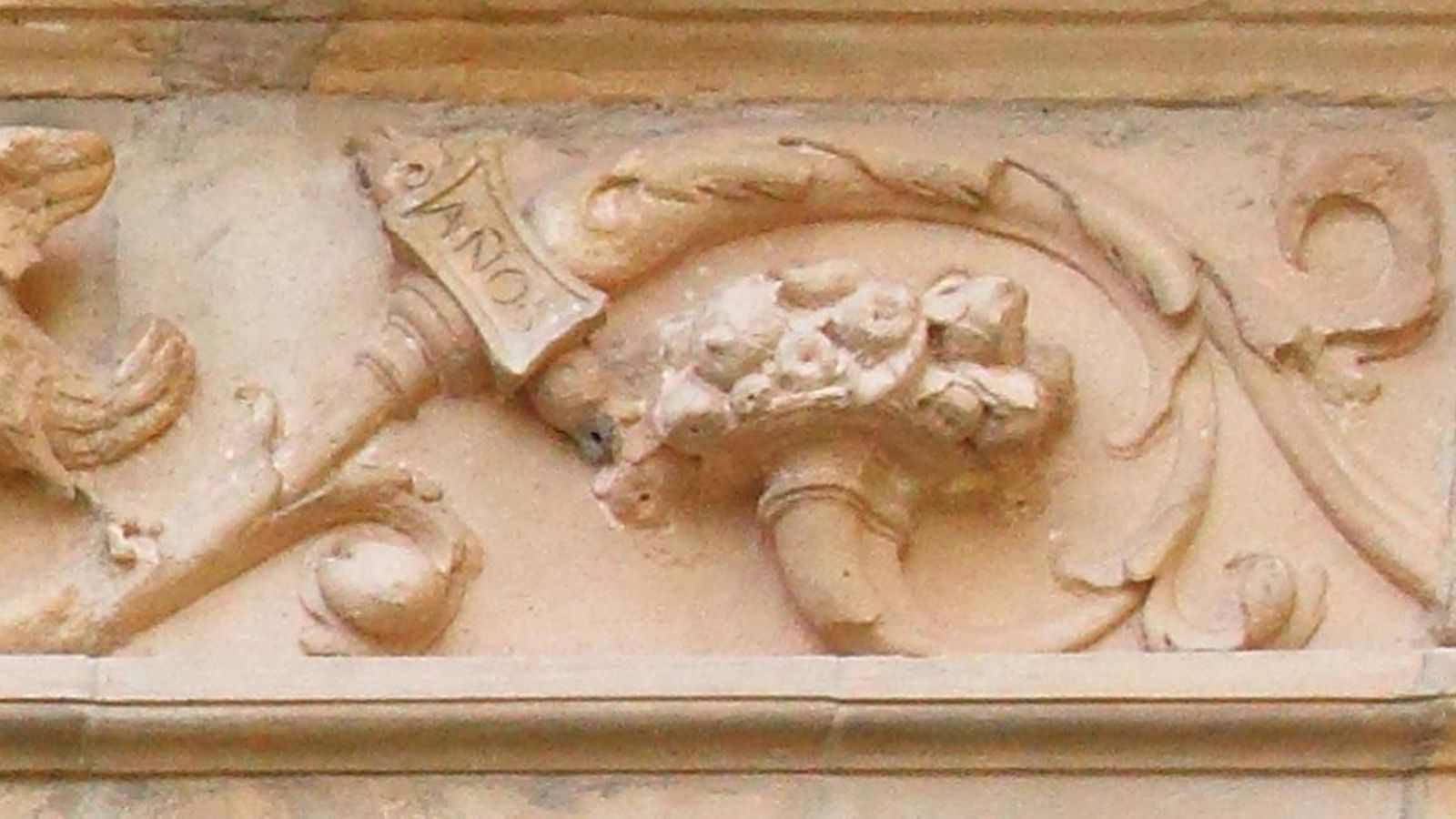 Oratorio de fray Jordán (Las Quinientas). La lujuria atacada por un buitre. Referencia al mito de Ticio.