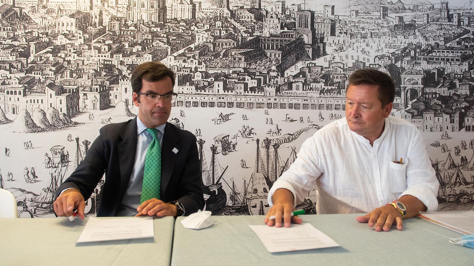 La asamblea de la Aset.