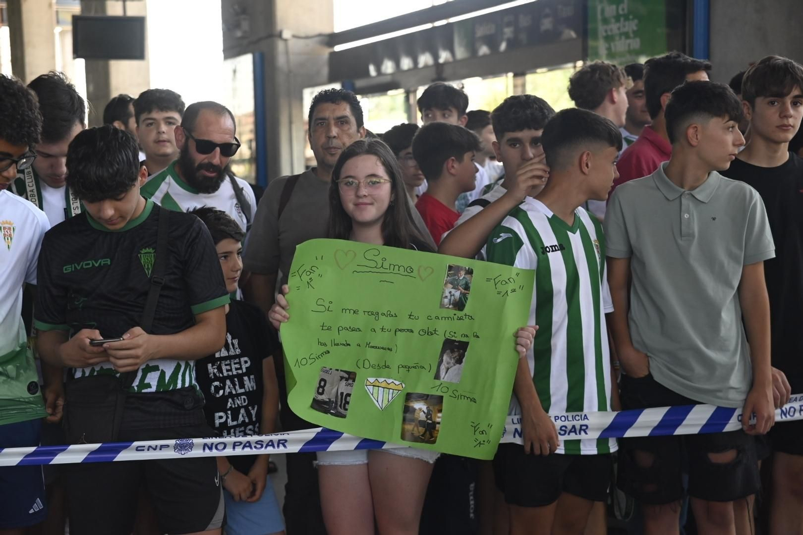 Las mejores fotos de la despedida al Córdoba CF antes de su viaje a Barcelona