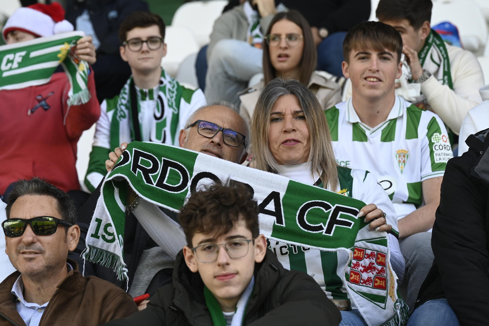 Las mejores fotos del ambiente en El Arcángel para el Córdoba CF - Eibar