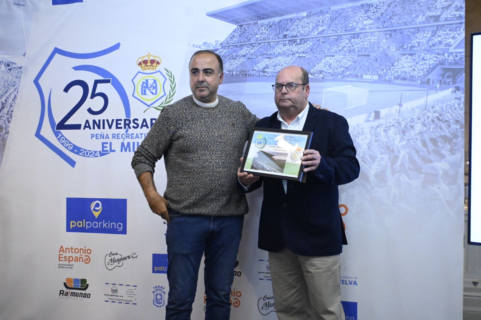 Acto de celebración del 25 aniversario de la Peña Cultural Recreativista 'El Milenio' en imágenes