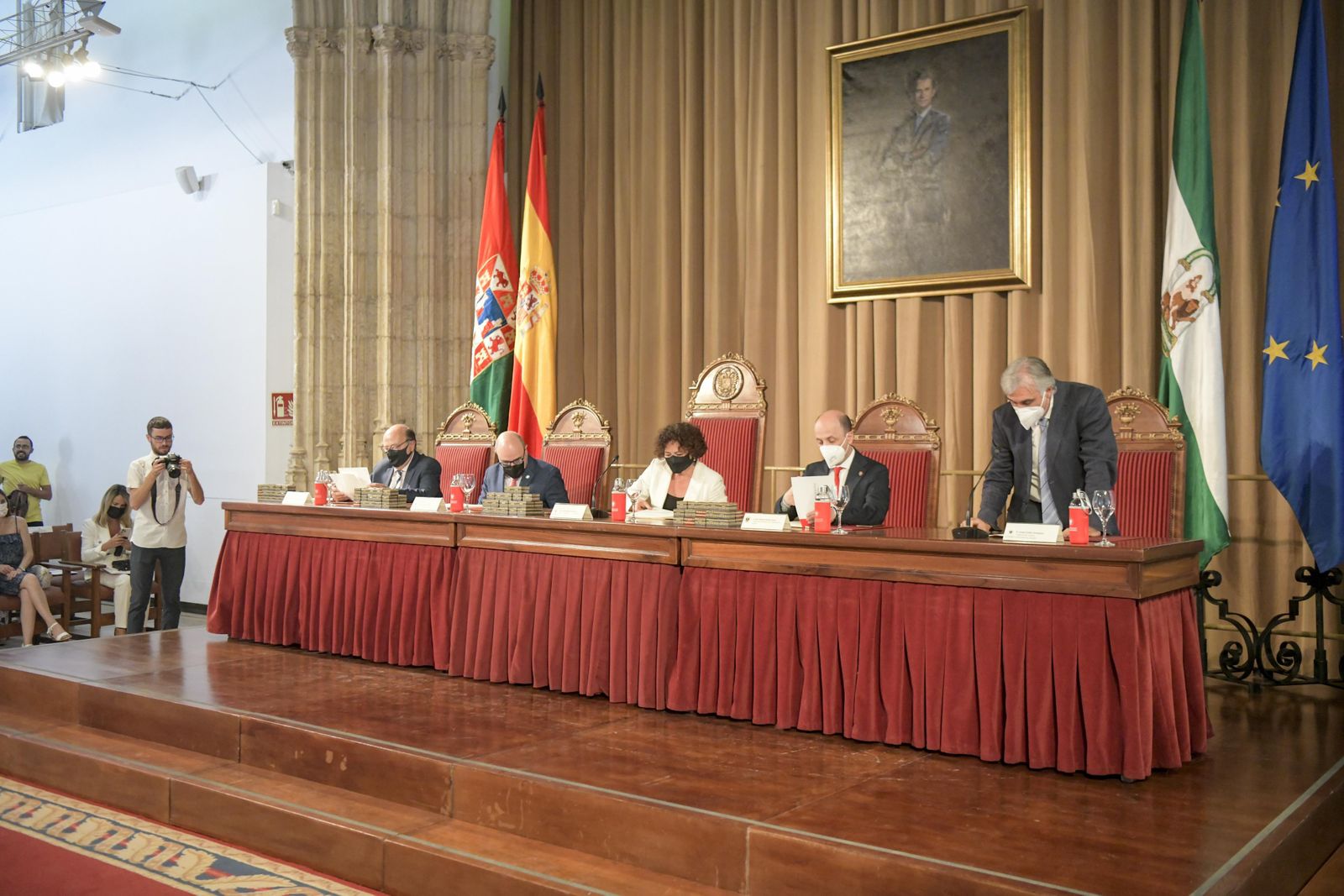 Acto de toma de posesión del Personal Docente e Investigador de la UGR