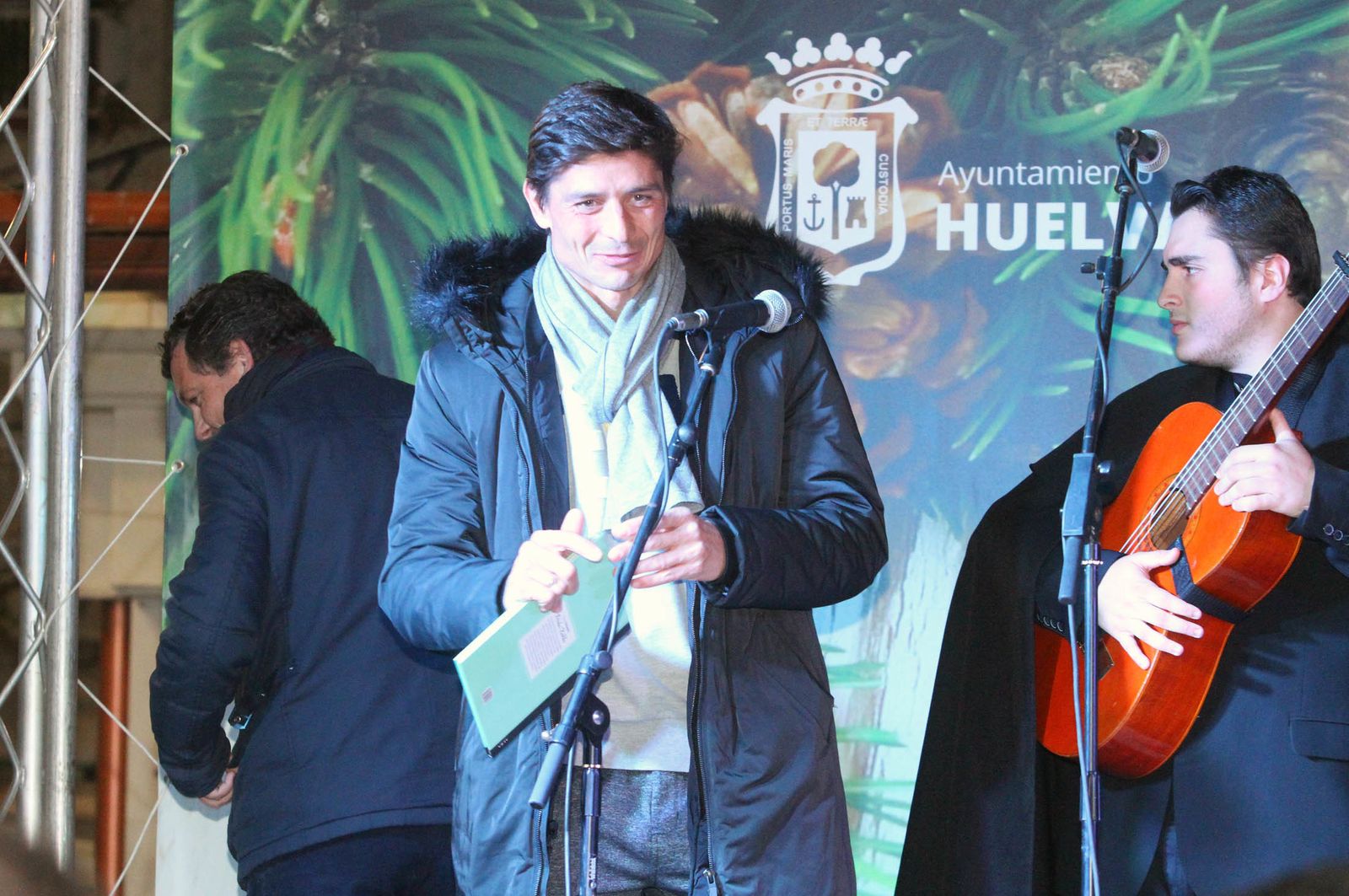 Imágenes del cuentacuento de la Navidad de Huelva Información.