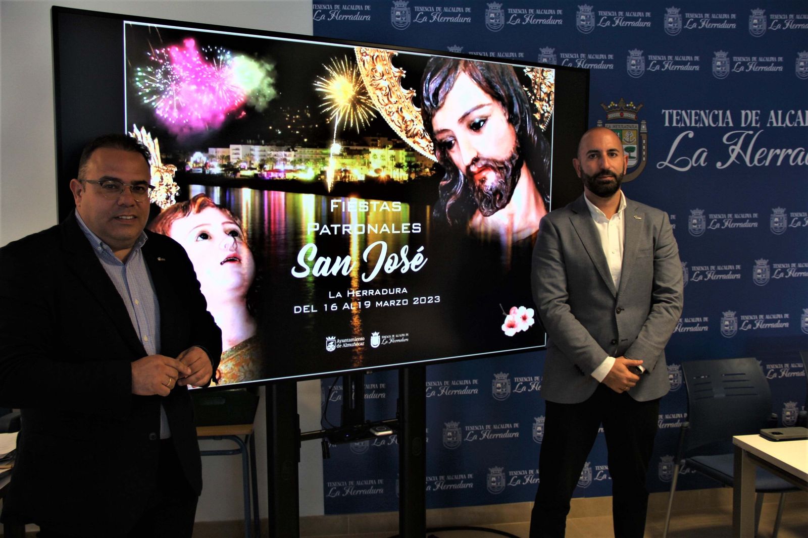 Un espectáculo aéreo con drones, Camela o La Húngara, entre las propuestas de las fiestas de La Herradura