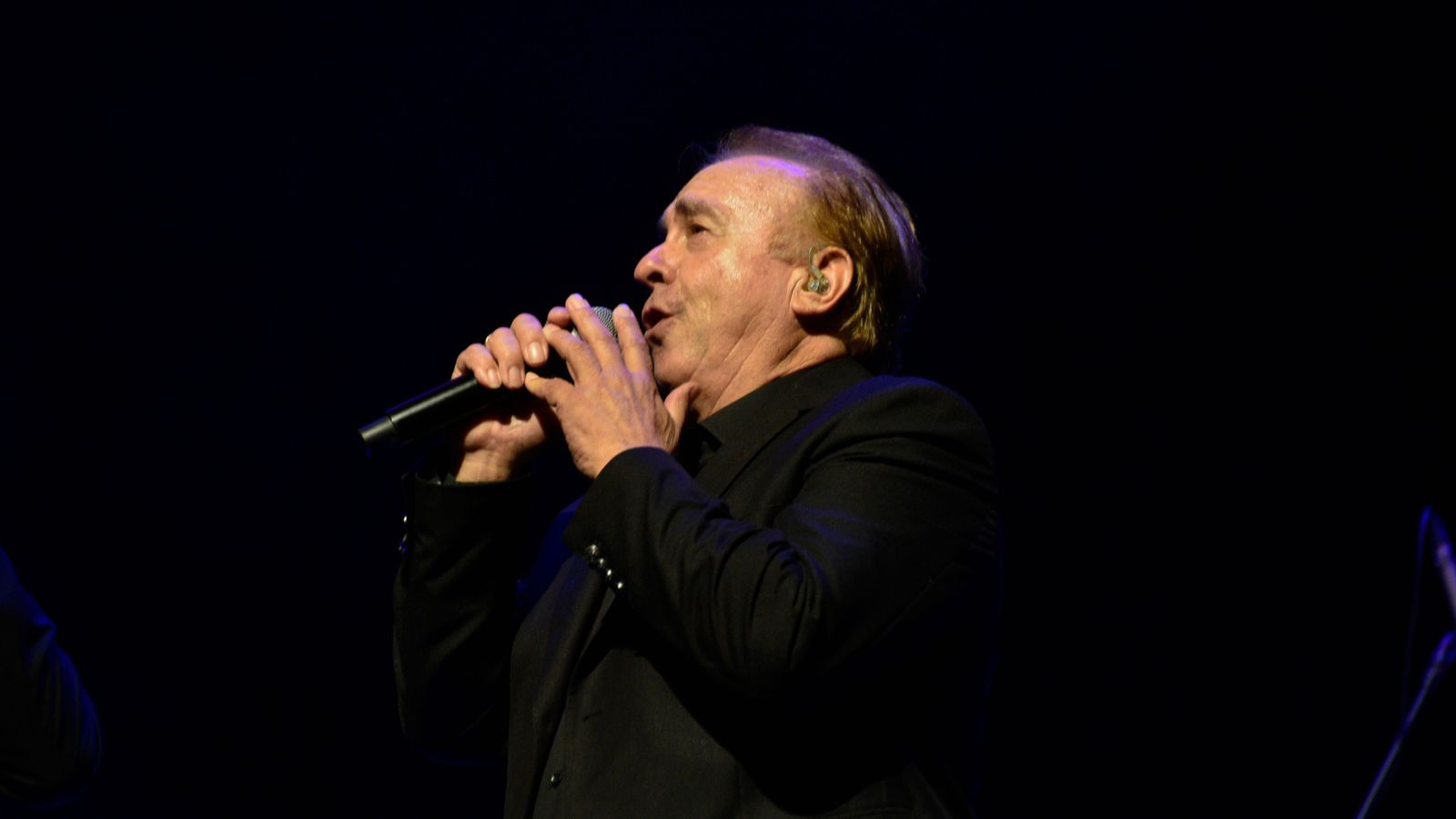 Ecos del Rocio el concierto en la Línea