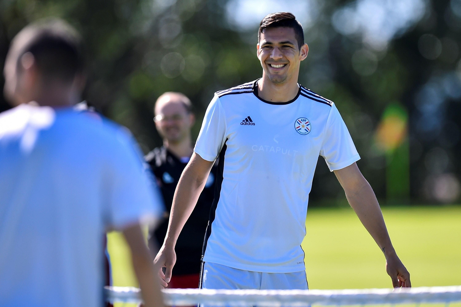 Balbuena, en un entrenamiento con Paraguay.