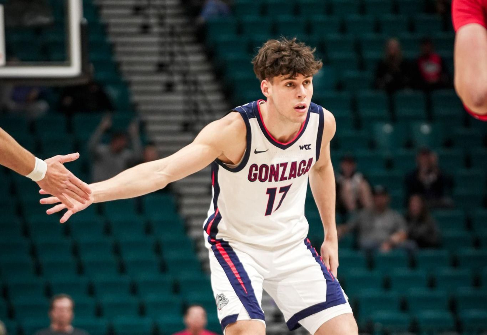 NCAA: Mario Saint-Supéry se impone a Guillermo del Pino