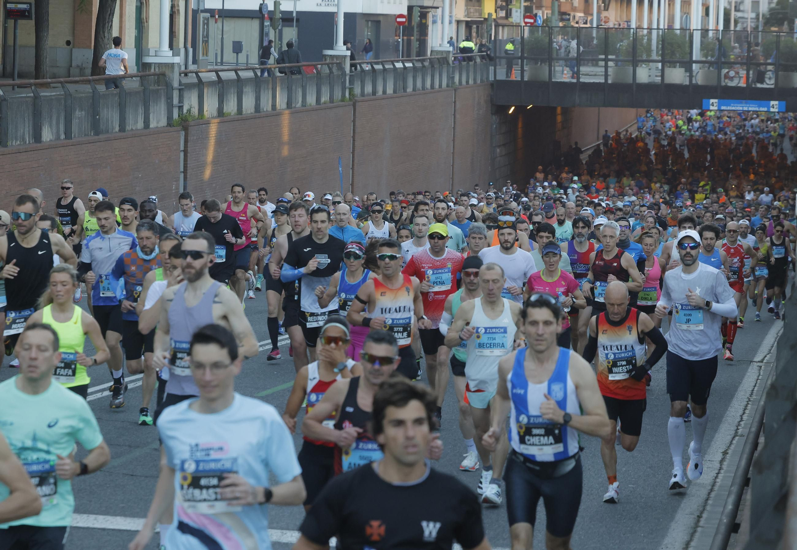 Búscate en el Zurich Maratón de Sevilla 2025