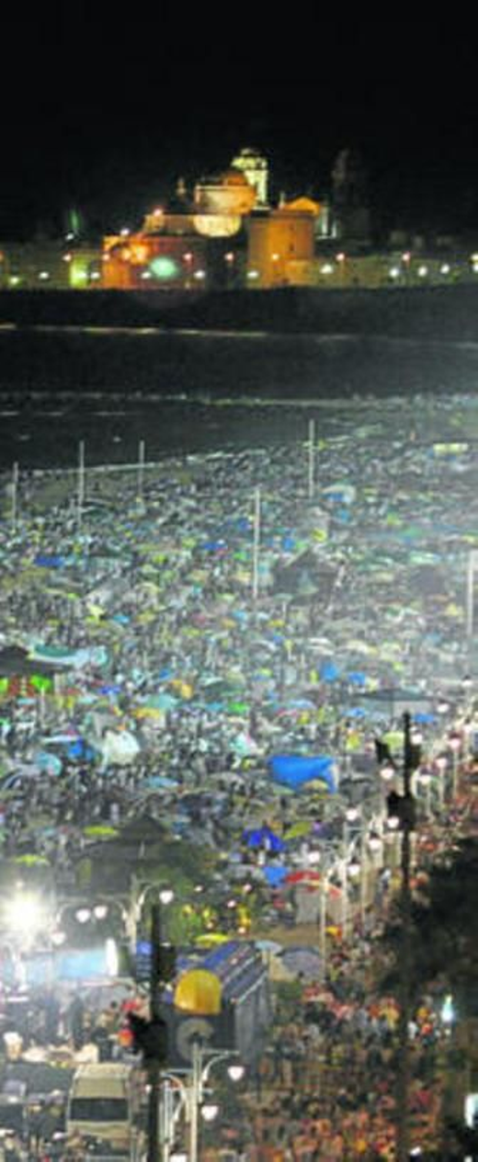 Noche de barbacoas en la Victoria con motivo del Carranza en el año 2003.