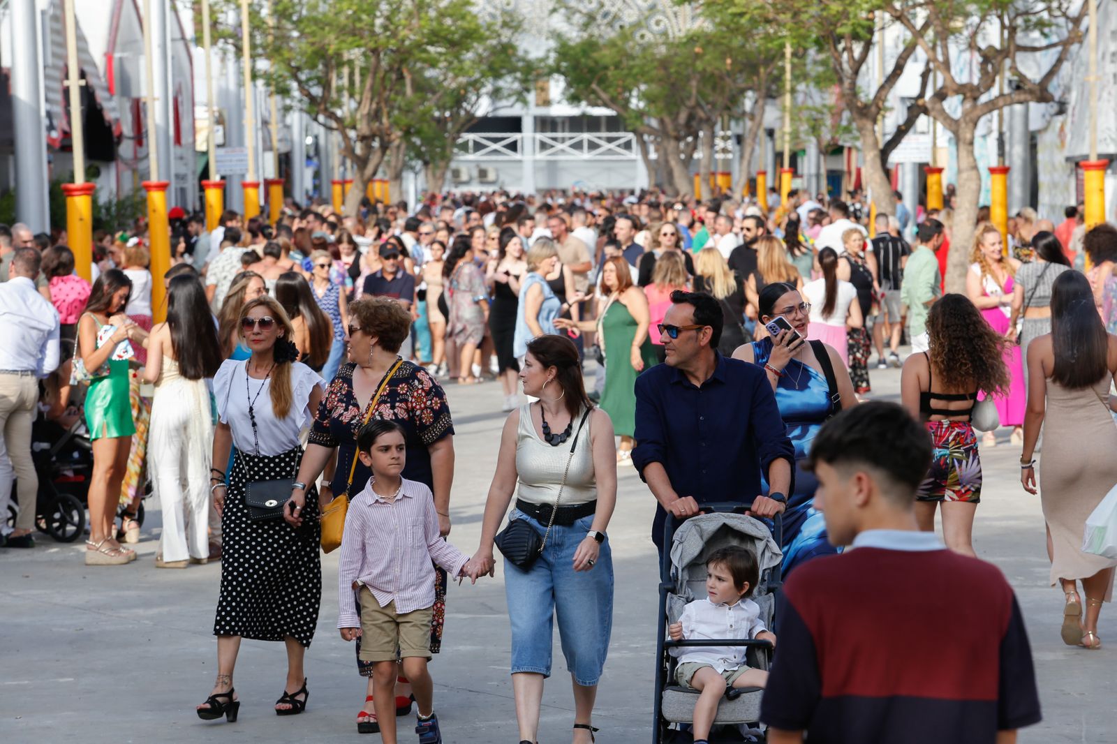 Ambiente en el miércoles festivo de la Feria Real de Algeciras