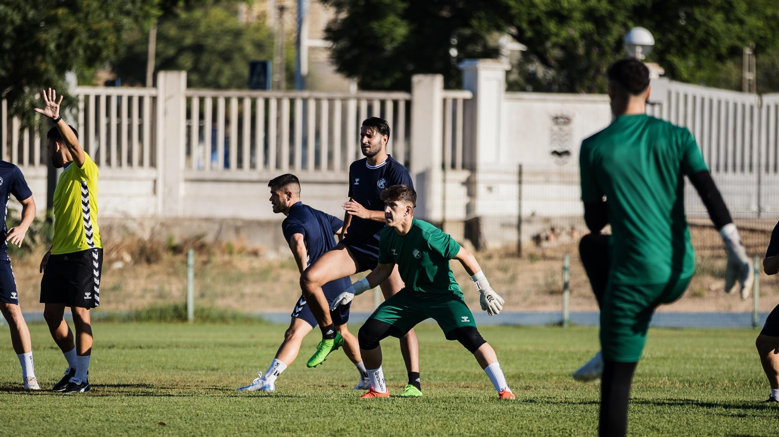 Las mejores imágenes del primer día de entrenamiento del Xerez DFC