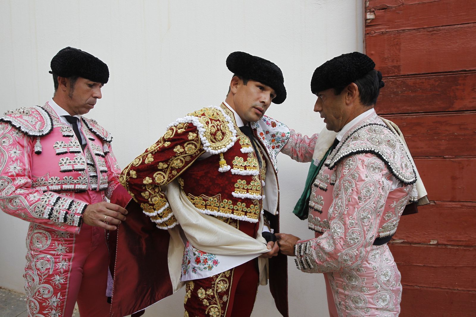Fotogalería primera corrida de toros Feria de Almería