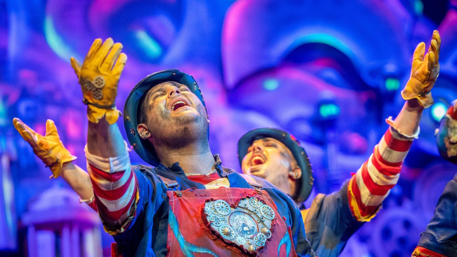 Búscate entre las mejores imágenes de la primera sesión de cuartos de final del COAC 2025