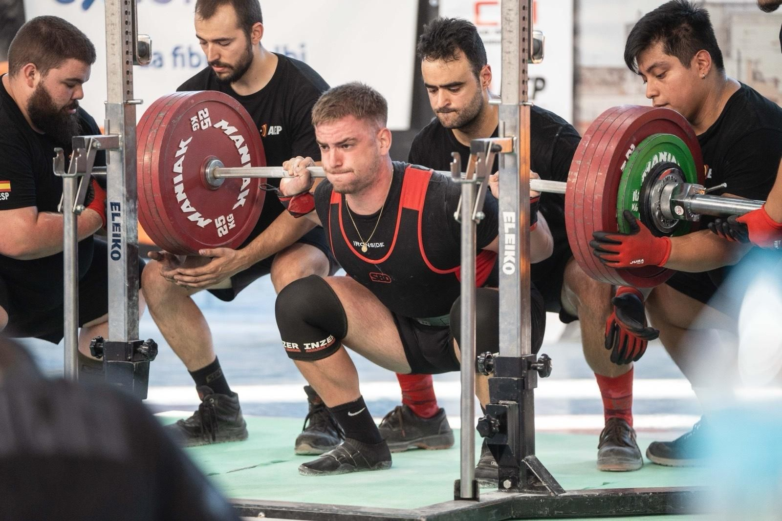 Adrián Vera levantando peso en el Campeonato de España, el pasado sábado.