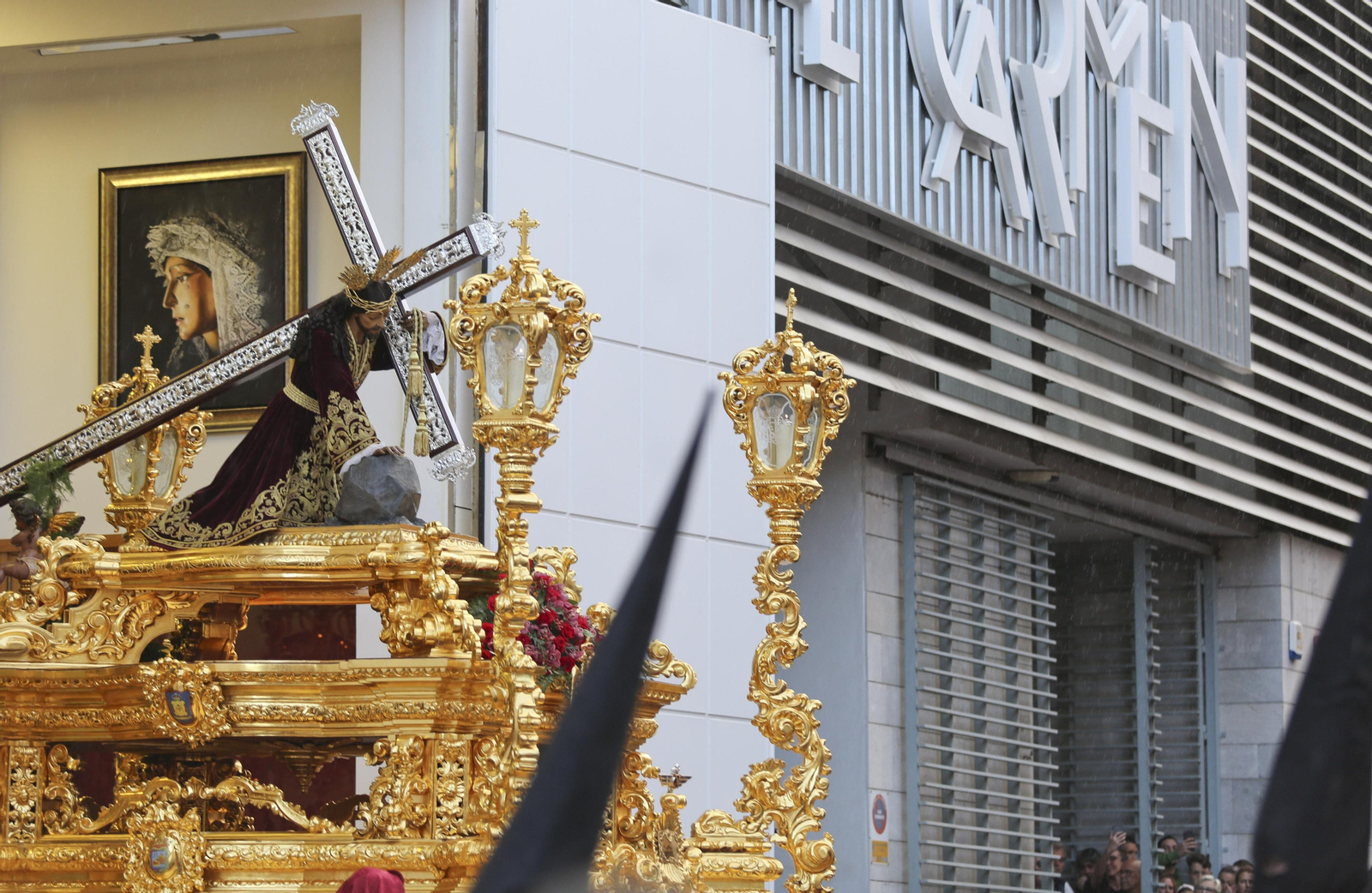 Las fotos de Misericordia del Jueves Santo en Málaga