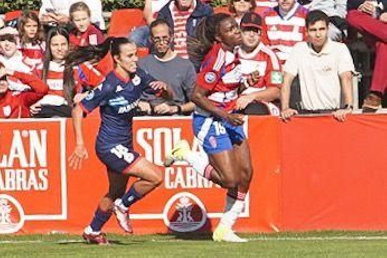 Las mejores imágenes de la goleada del Granada CF Femenino frente al Deportivo