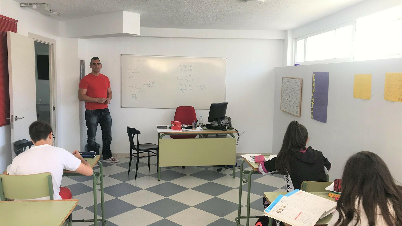 Desde la Asociación Olontense Contra la Droga se combate el fracaso escolar.