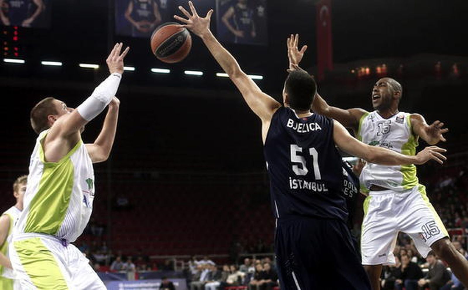 Una merecida Efes (72-74)