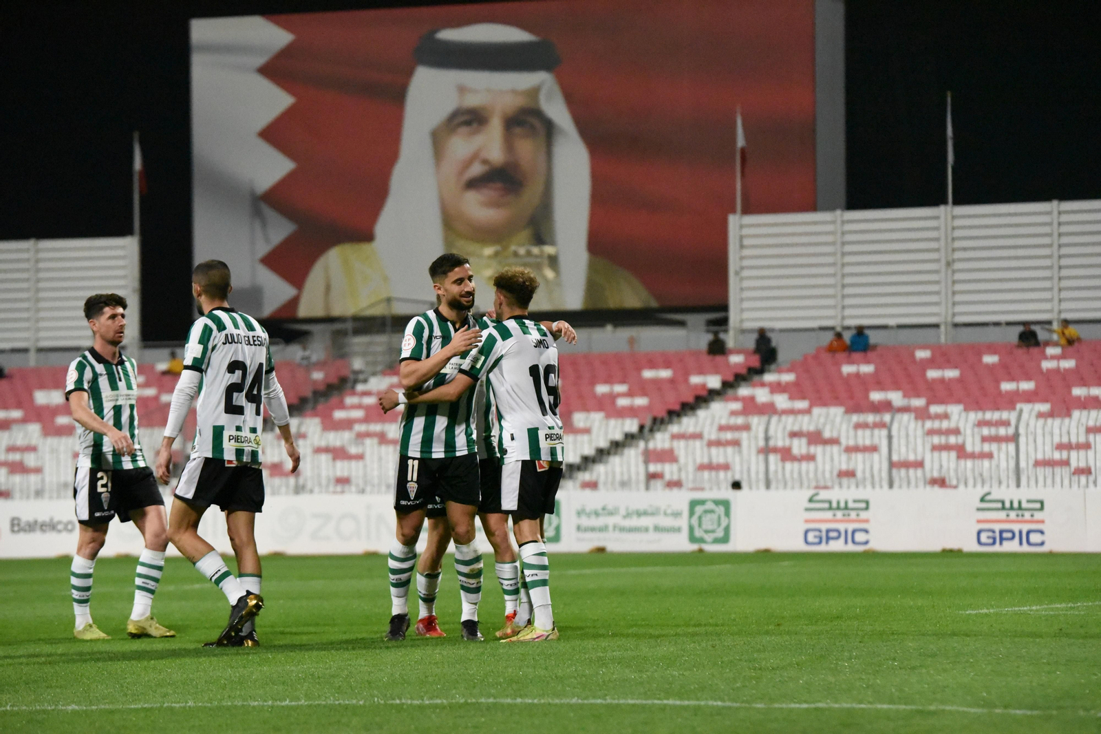 Las imágenes del amistoso entre el Al Riffa y el Córdoba CF en Bahréin