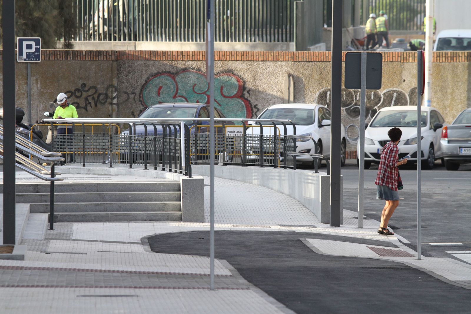 Reapertura de la Avenida de Cádiz al tráfico.