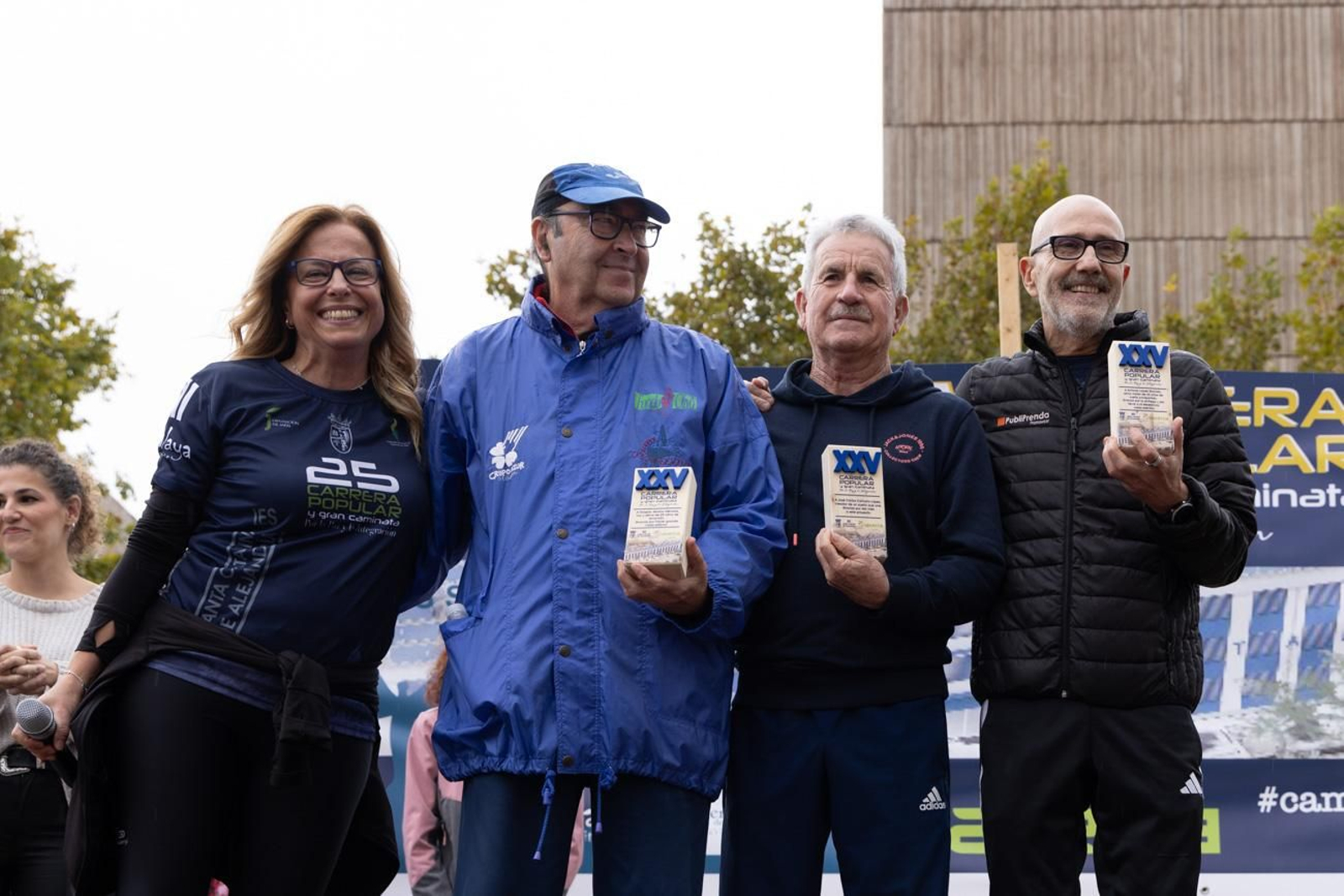 Atletismo por la paz y la integración en la XXV Carrera y Caminata del IES Santa Catalina de Alejandría (II)