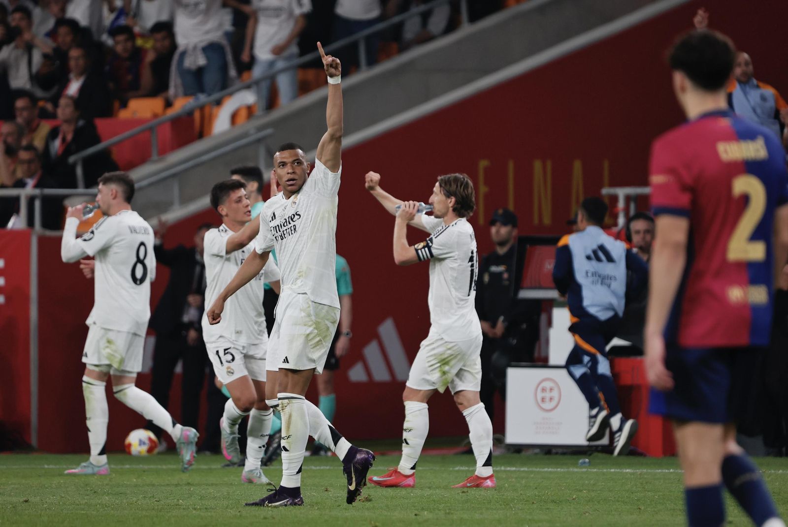 Las imágenes del FC Barcelona - Real Madrid de la Copa del Rey 2025