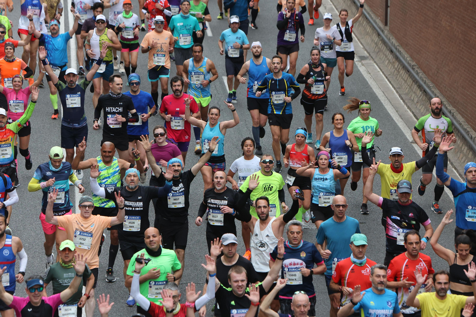 Búscate en la maratón de Sevilla 09