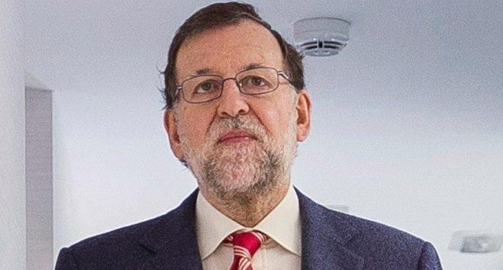 Rajoy cree que la corrupción no tiene "por qué dificultar" sus negociaciones para el Gobierno
