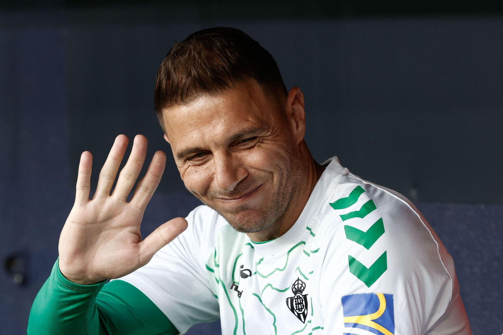 Joaquín, en el banquillo durante un encuentro de la presente temporada.