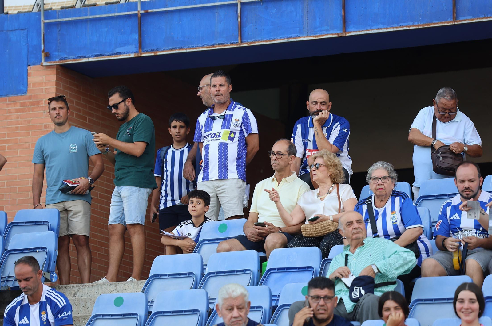Búscate en las gradas del estadio en la celebración del Trofeo Colombino