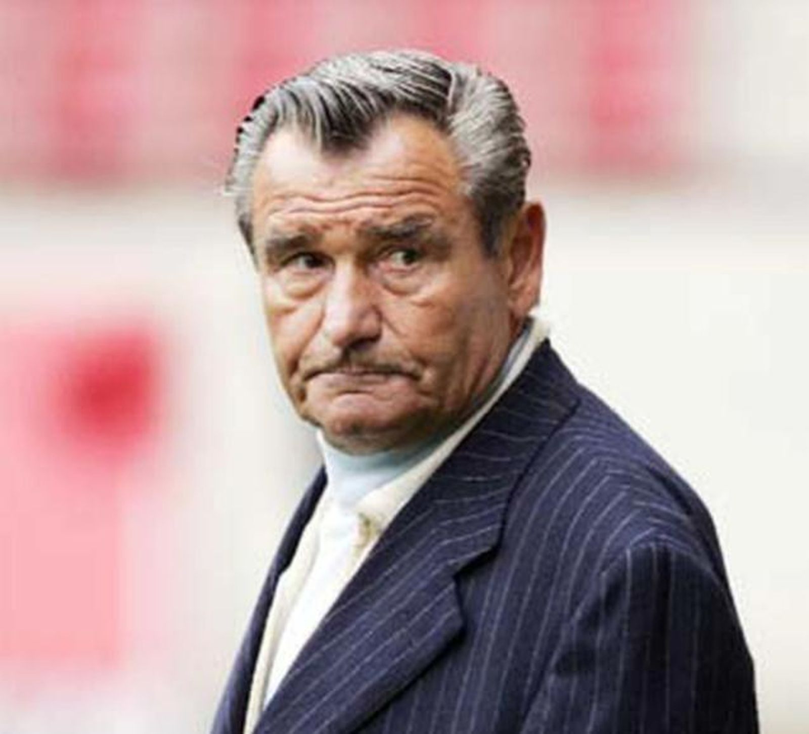 János Beke, en su etapa como entrenador del Logroñés.