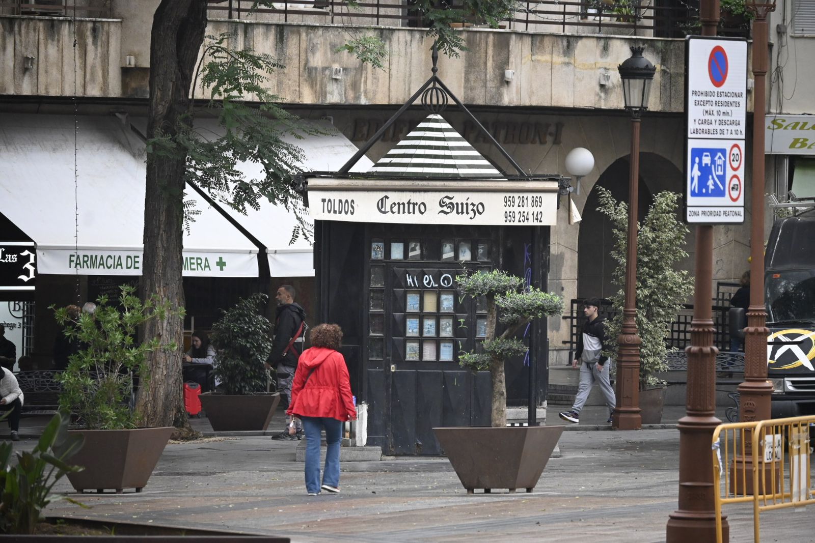 Imágenes de ambiente del viernes 8 de nobiembre en Huelva