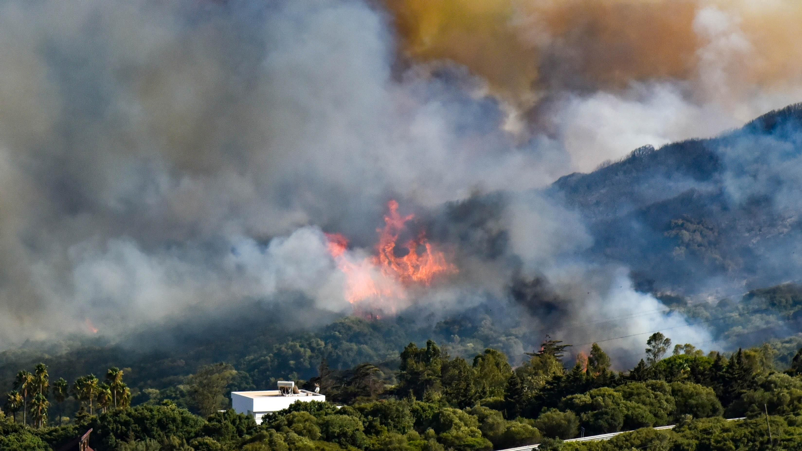 Las fotos del incendio en El Cuartón