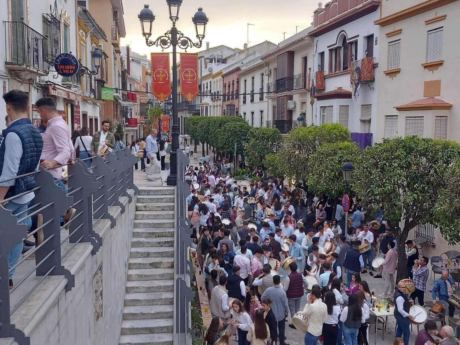Los tambores y las hogueras lucen en Baena por San José, en imágenes Los tambores y las hogueras lucen en Baena por San José, en imágenes