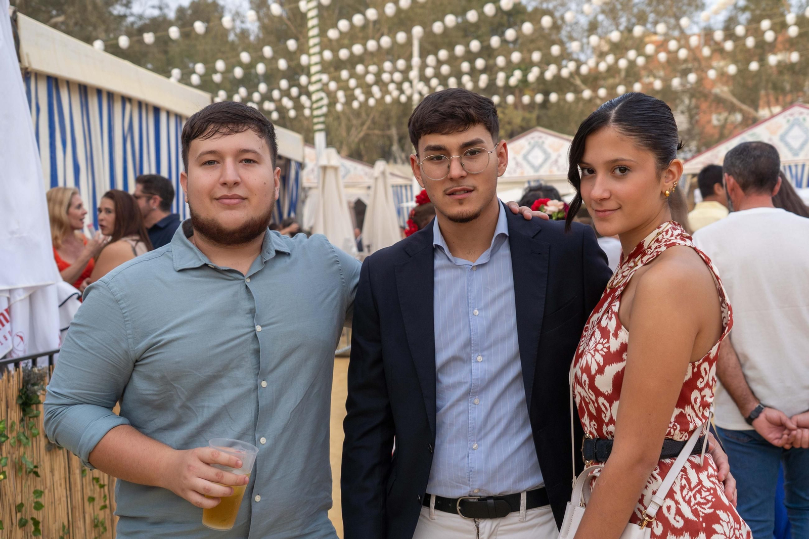 Imágenes del ambiente del ambiente de la tarde del domingo en la Feria de Otoño y del Caballo 2025 de Huelva