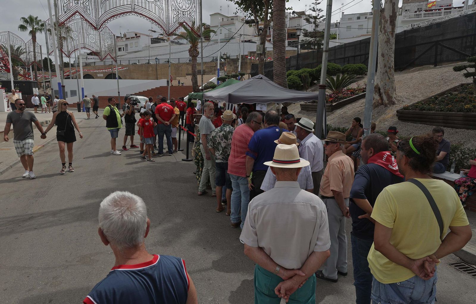 Fotos del Domingo Rociero en la Feria Real de San Roque