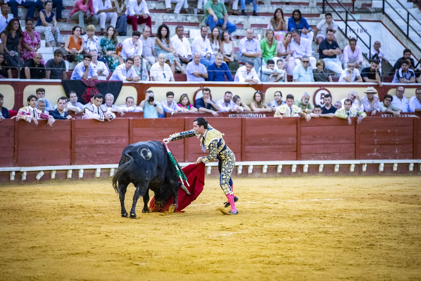 Diego Urdiales, Sebastián Castella y Daniel Luque, en la plaza de toros de El Puerto