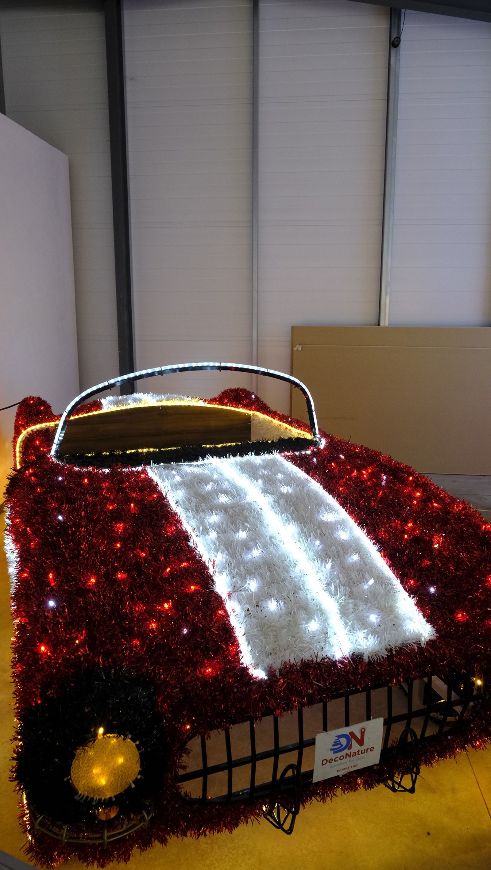 Desde Huécija a todo el mundo, Deconature, alegra la navidad con sus luces, en imágenes