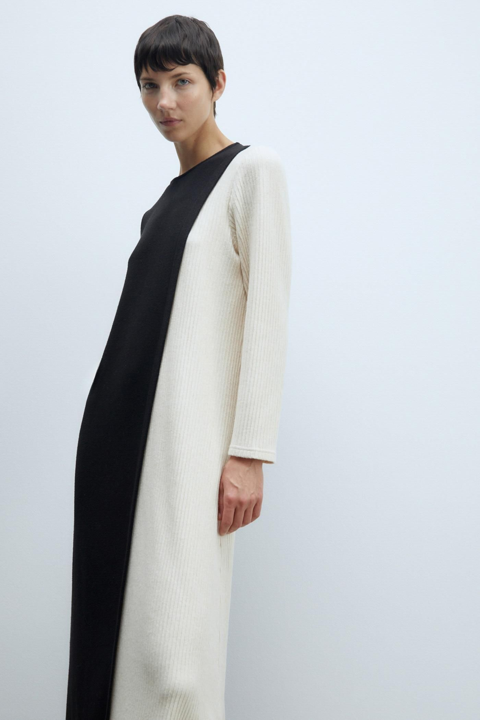 Vestido soft midi de Sfera, una elección de lo más sofisticada