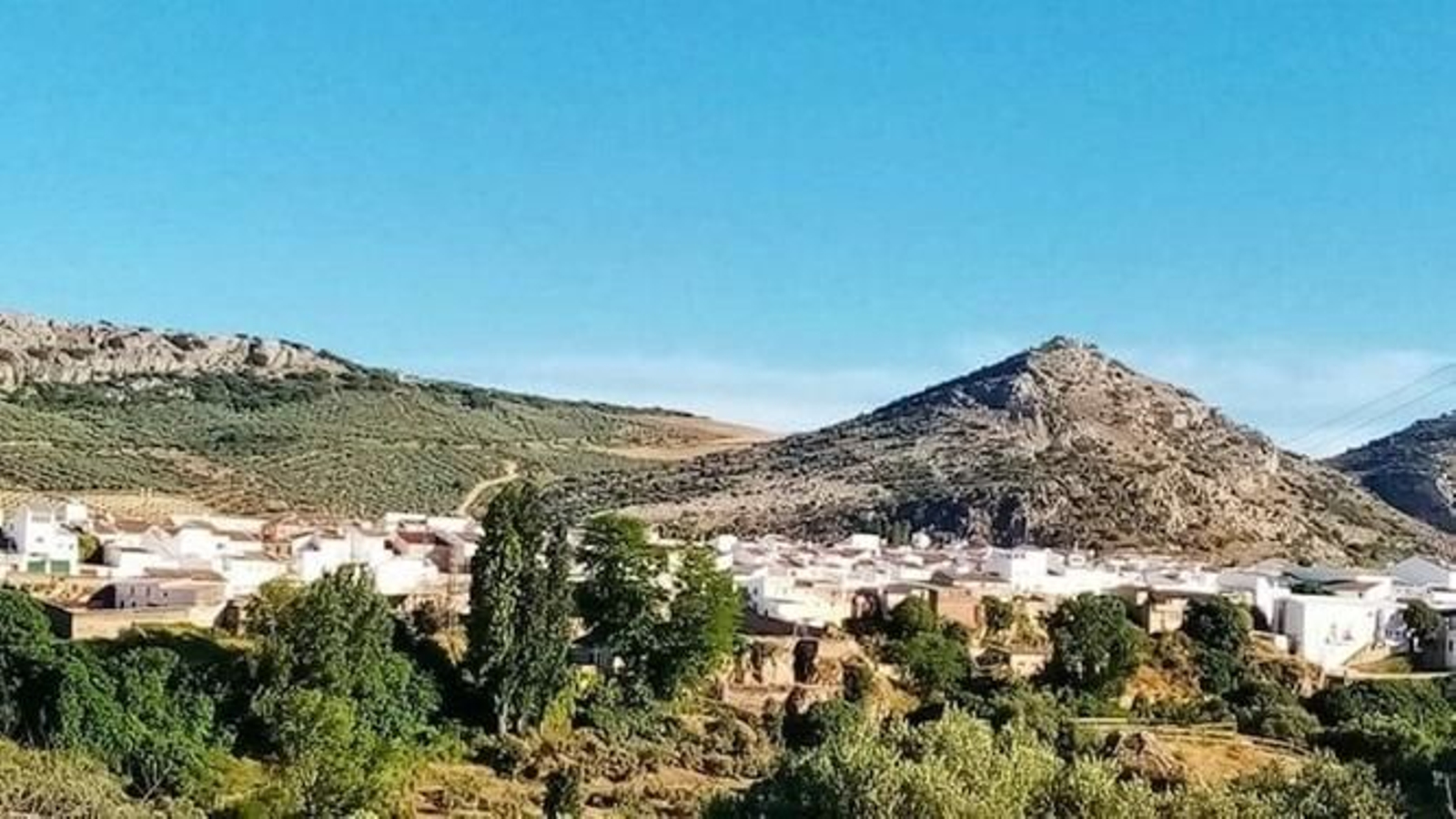 Vista general de Cuevas del Becerro