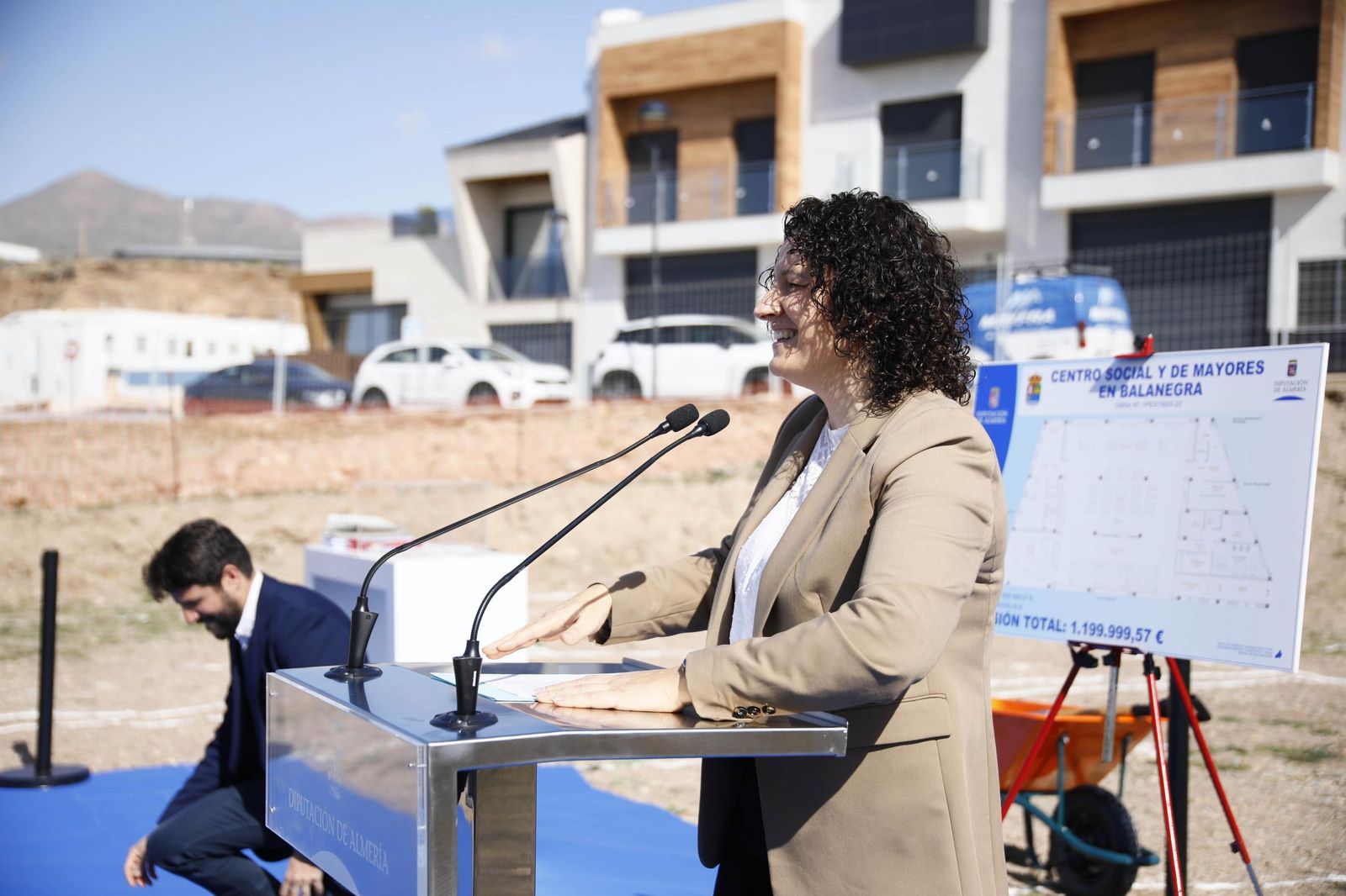 Las imágenes de la primera piedra del Centro de mayores en Balanegra