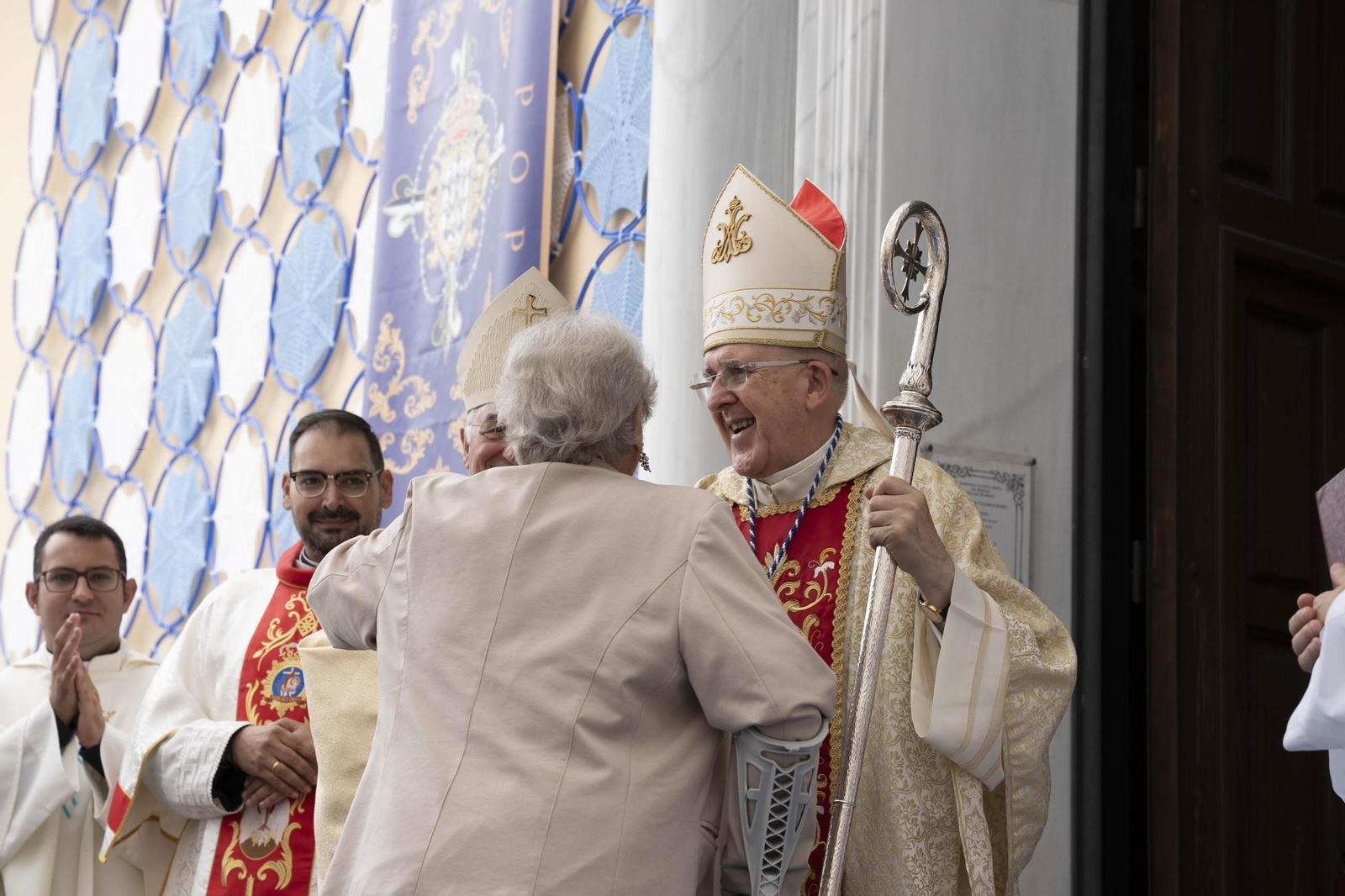 Las imágenes de la misa y procesión en Macael por las fiestas en honor a Nuestra Señora del Rosario