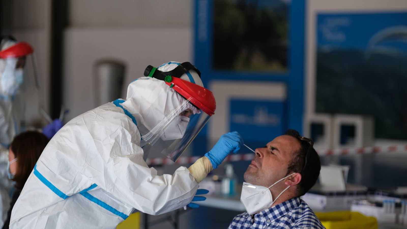 Fotogalería cribado test antígenos COVID-19 en Berja. Almería