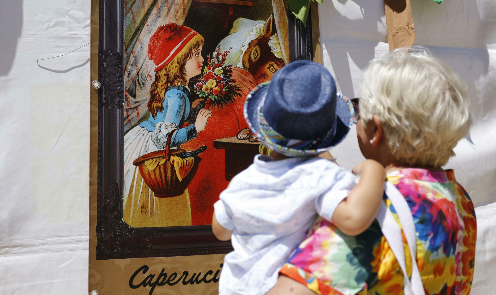 Fotos del cuarto día de Feria de Málaga en el Centro y la noche en el Real
