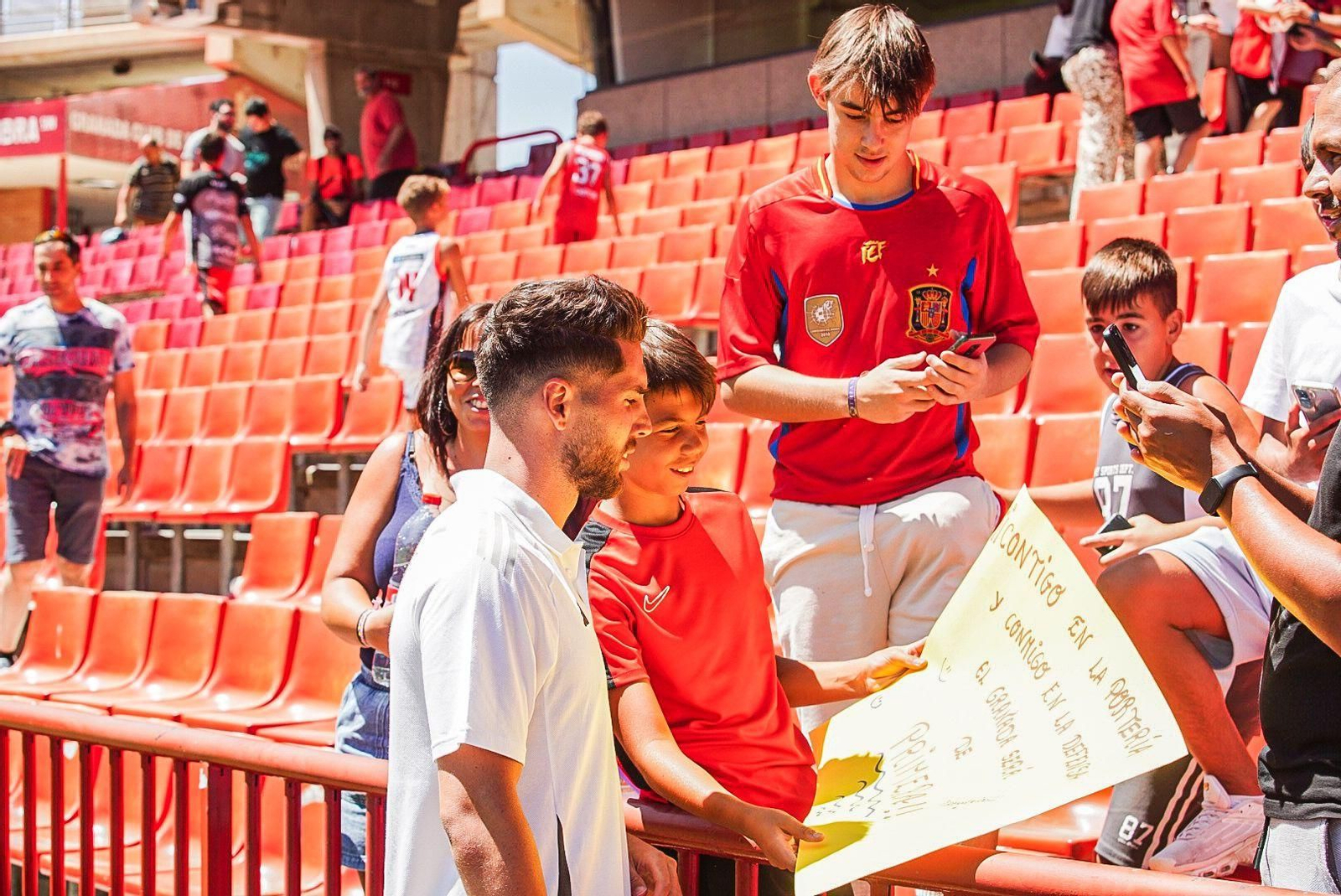 Así fue la presentación de Luca Zidane como nuevo jugador del Granada CF