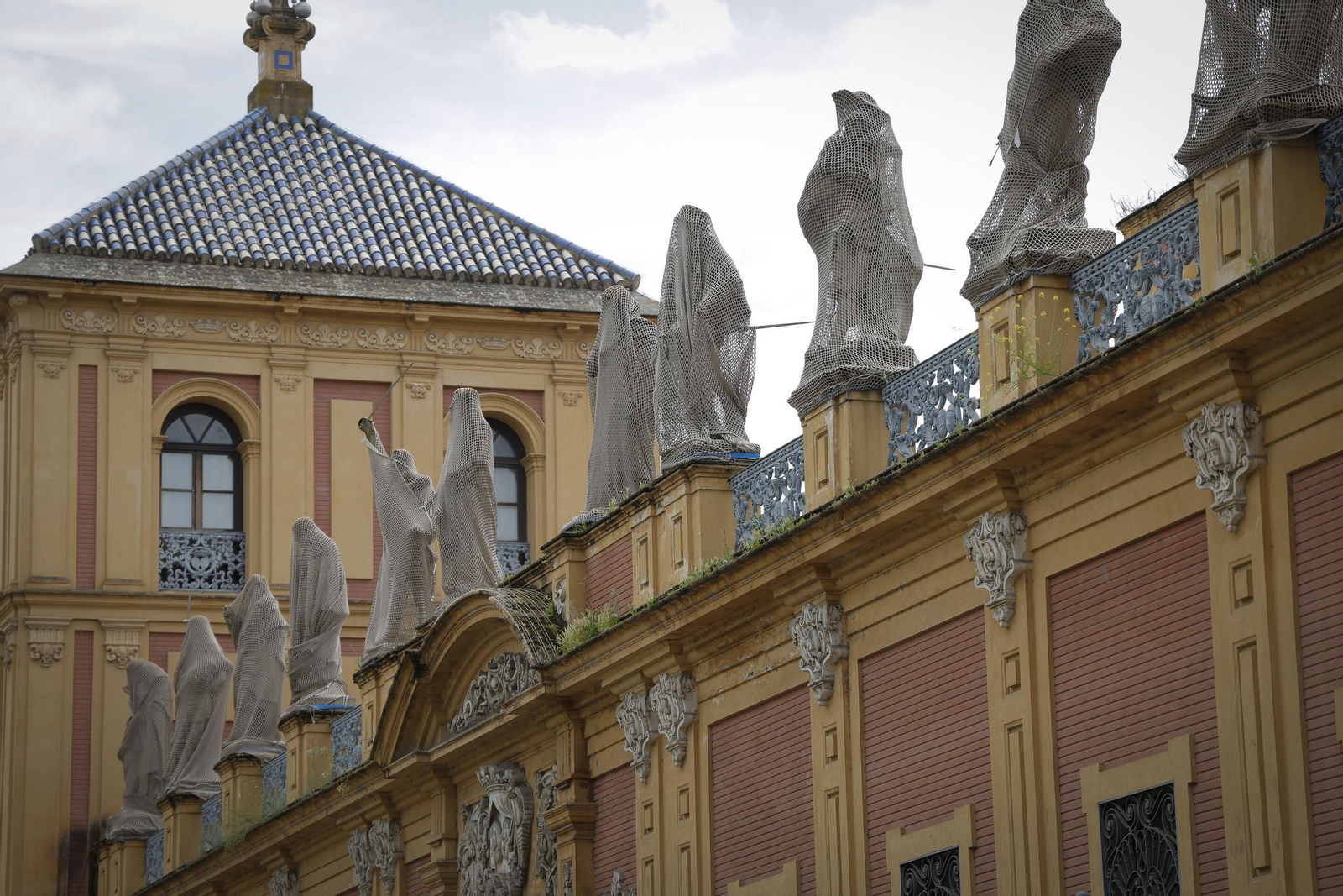 Una imagen de las estatuas de Susillo en el palacio de San Telmo.