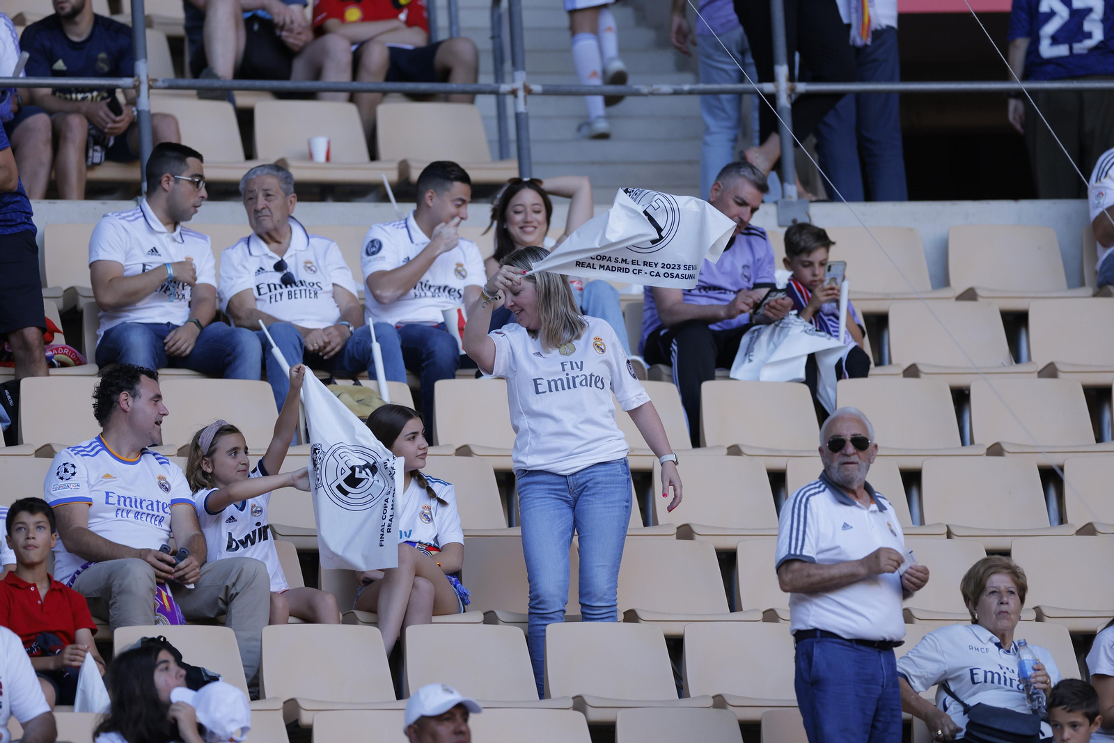 Búscate en las fotos de la final de la Copa del Rey entre el Madrid y el Osasuna